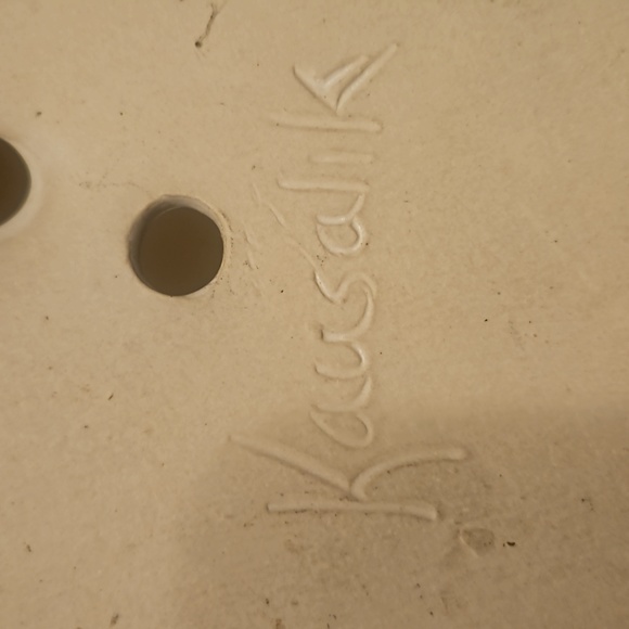 Kausulik pottery - Picture 2 of 2